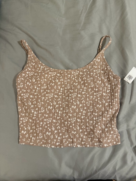 Old Navy Tops - Old Navy Beige Floral Ribbed Cami Tank